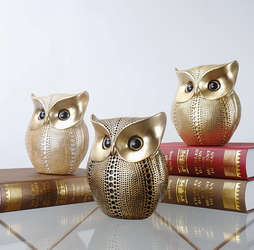 Luxury Lucky Gold Owl Resin Statue – Modern Classy Home Décor Showpiece